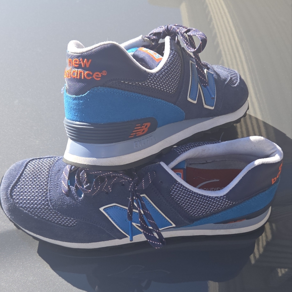 New Balance Men's Navy and Blue Running Sneakers